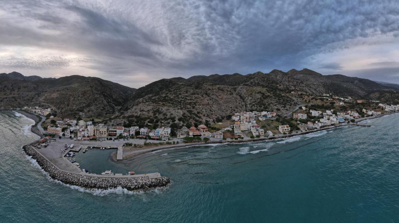 Filocsenia Luxury Apartment At Tsoutsouras Tsoutsouros  Exterior photo